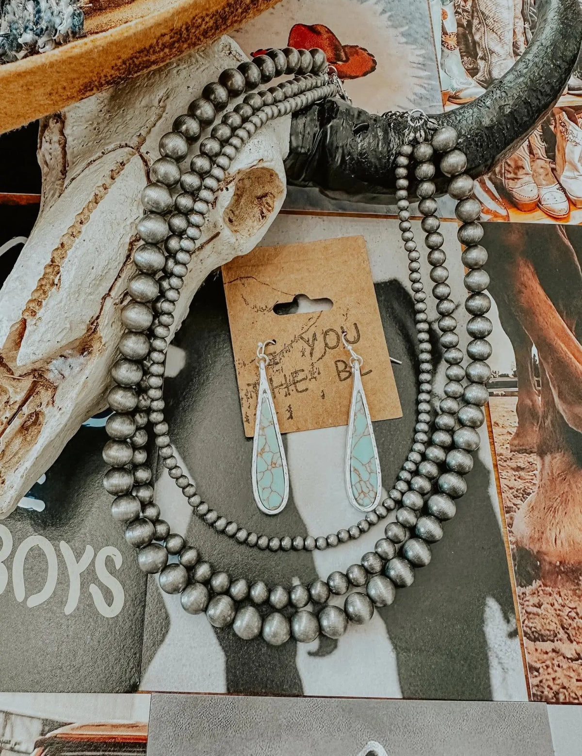 Western Pearl Layered Shorty Necklace | necklace |